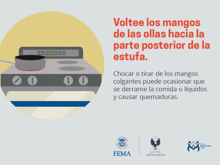 A graphic showing a stove with pans. Text in Spanish reads, "Voltee los mangos de las ollas hacia la parte posterior de la estufa," advising to turn pot handles inward to avoid spills. Logos at the bottom include FEMA, US Fire Administration, and a third unspecified.